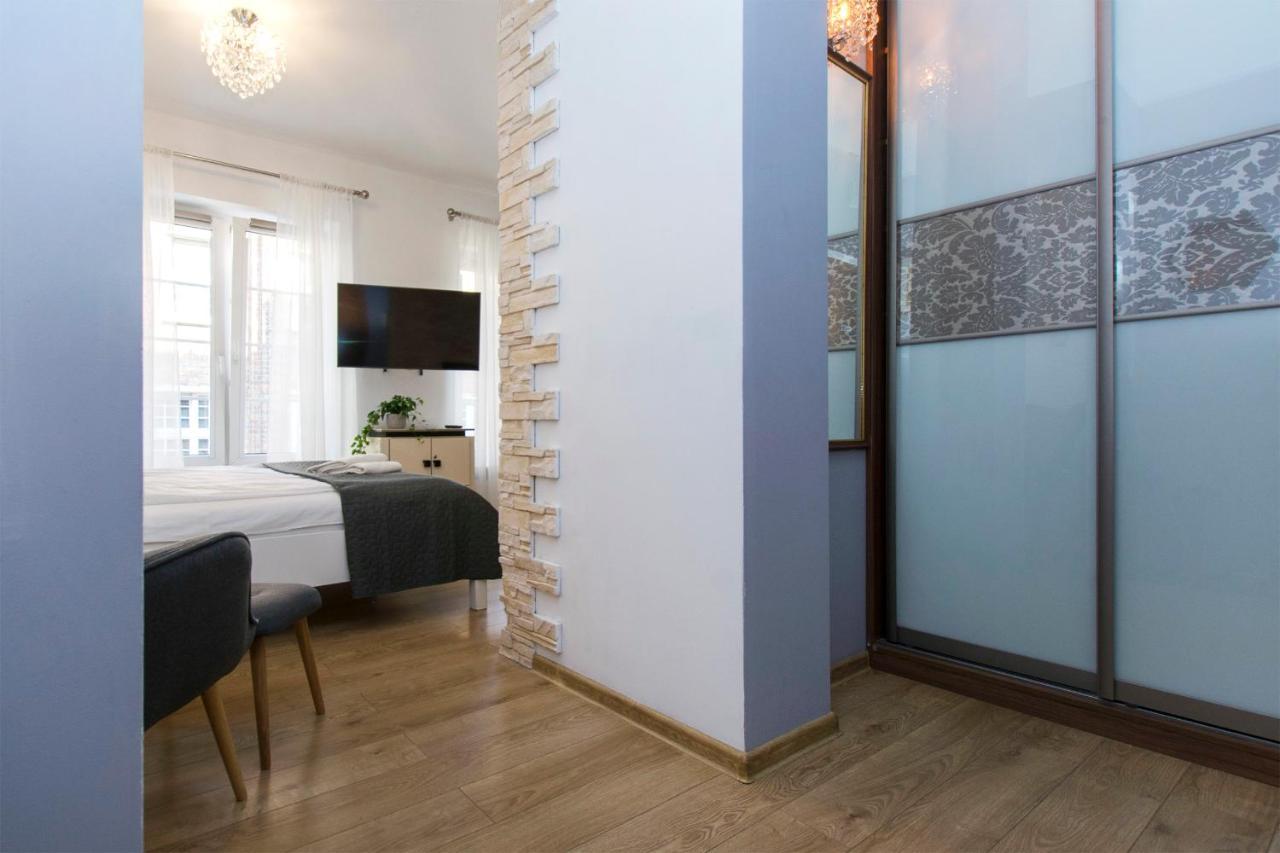 Apartament Old Town Dlugi Targ Gdańsk Zewnętrze zdjęcie