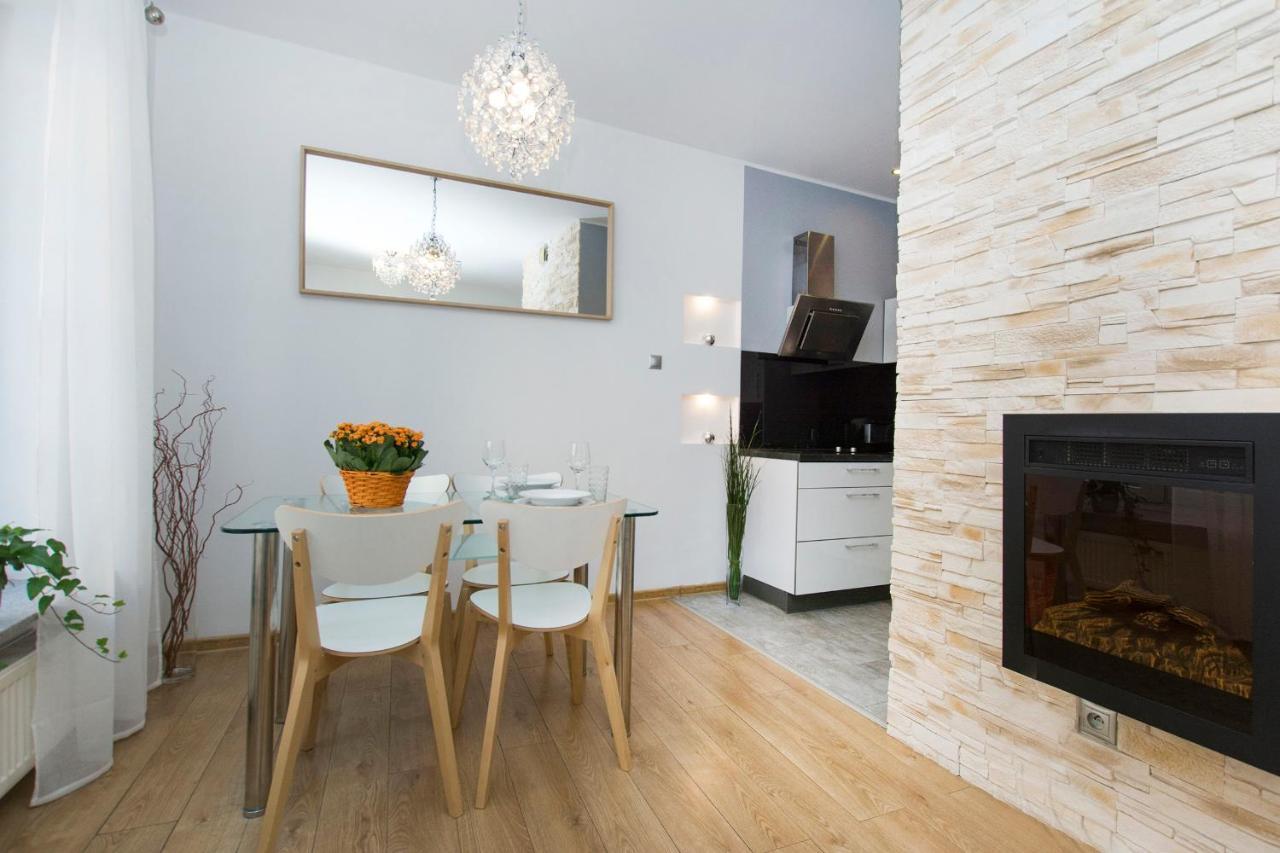 Apartament Old Town Dlugi Targ Gdańsk Zewnętrze zdjęcie